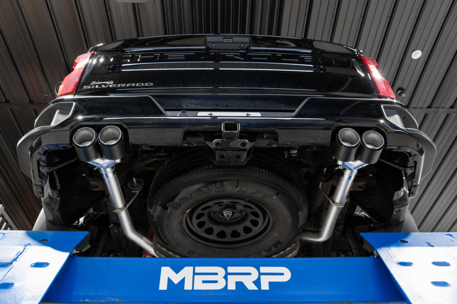 MBRP Exhaust - MBRP EXHAUST 3IN. CAT-BACK 2.5IN. DUAL SPLIT REAR T304 STAINLESS STEEL QUAD CARBON FIBER TIPS. - S50053CF