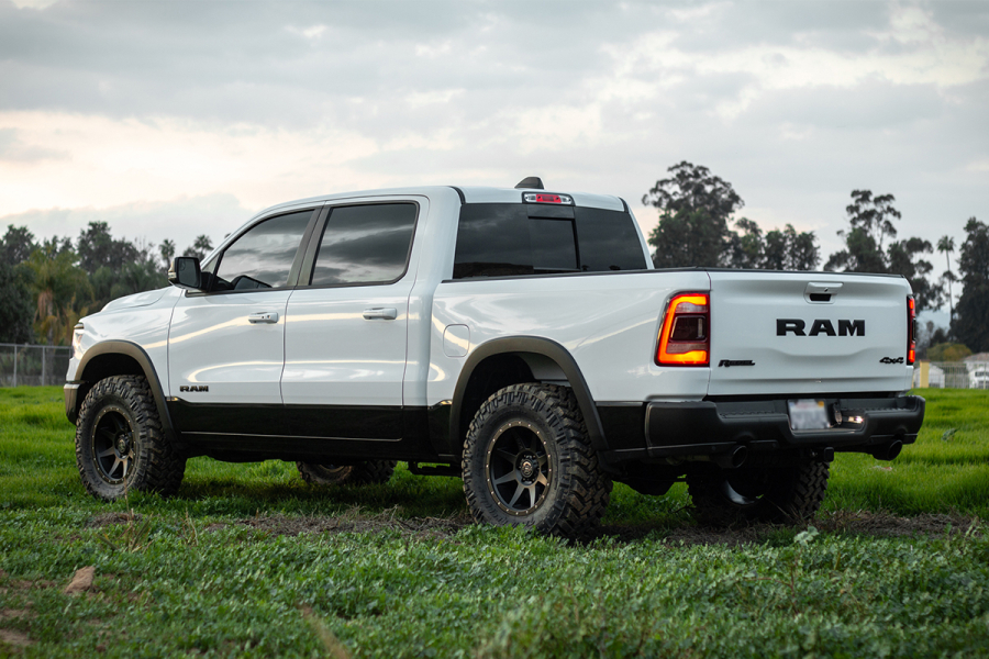 ICON Vehicle Dynamics - ICON 2019-UP RAM 1500 4WD 0-1.5" LIFT STAGE 1 SUSPENSION SYSTEM - K213101 - Image 1