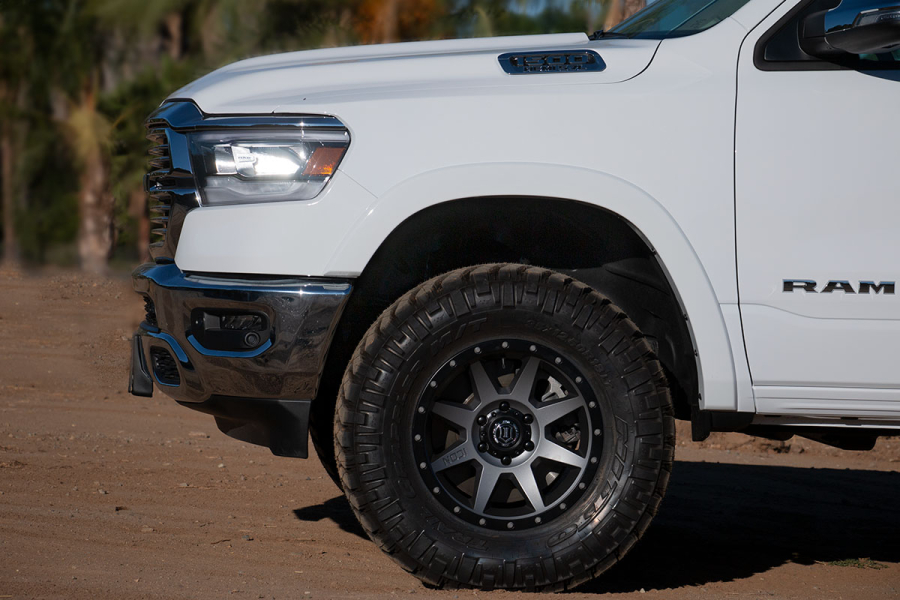 ICON Vehicle Dynamics - ICON 2019-UP RAM 1500 2-3" LIFT STAGE 1 SUSPENSION SYSTEM WITH TUBULAR UPPER CONTROL ARMS - K213111T - Image 3