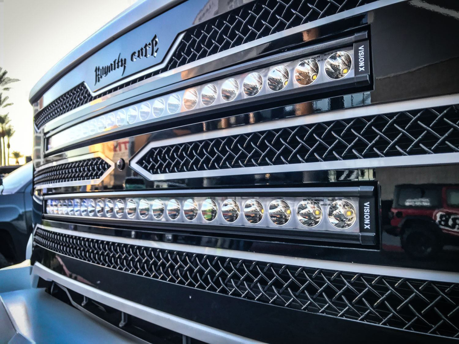 VISION X LIGHTING 50.12" XPL CURVED SERIES HALO 39 LED LIGHT BAR INCLUDING END MOUNT L BRACKETS AND HARNESS - 2550717