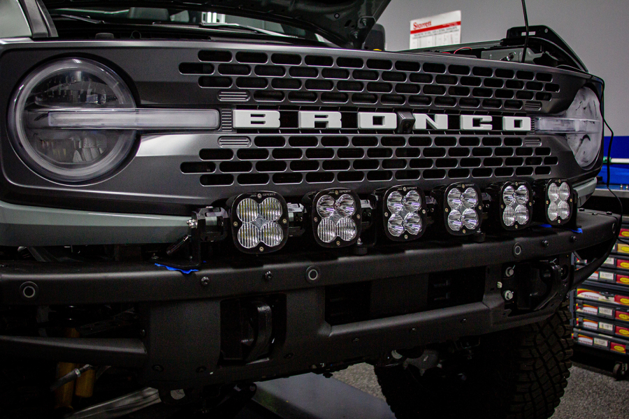 Baja Designs - 21+ Ford Bronco/22+ Ford Bronco Raptor Steel Bumper 6 XL Linkable Light Bar w/ Upfitter - Image 2